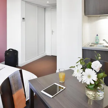 Adagio Access St Cyprien 3* Tuluza