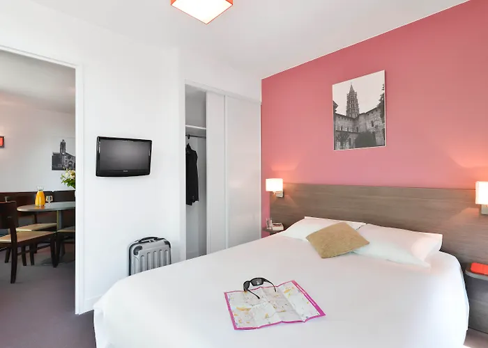 Adagio Access St Cyprien 3* Тулуза