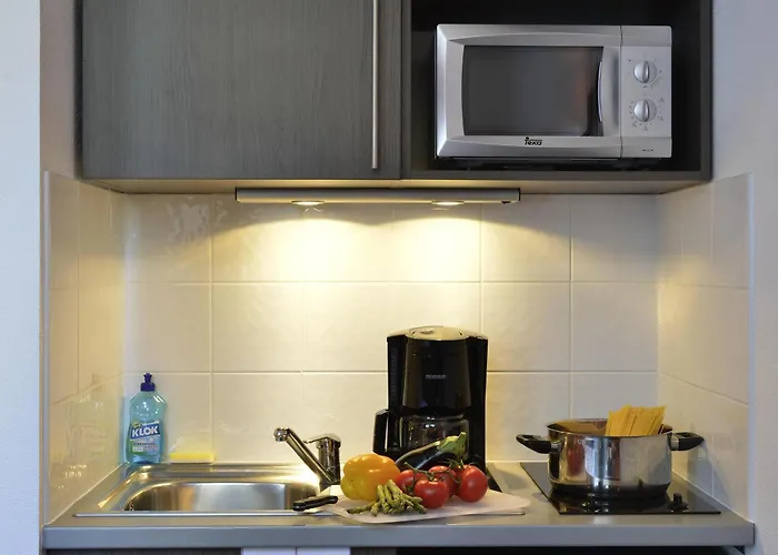 Апарт-отель Adagio Access St Cyprien