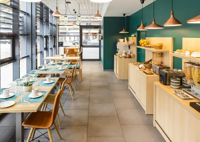 Adagio Access St Cyprien 아파트호텔