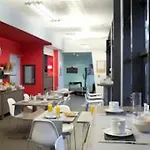 Adagio Access St Cyprien Апарт-отель