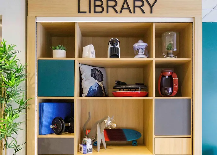 Adagio Access St Cyprien Aparthotel 3*