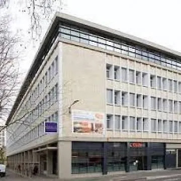 Adagio Access St Cyprien Aparthotel 3*