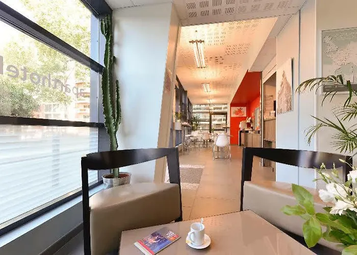 Adagio Access St Cyprien 3*